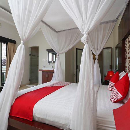 Oyo 2321 Griya Shanti Homestay Ketewel Buitenkant foto