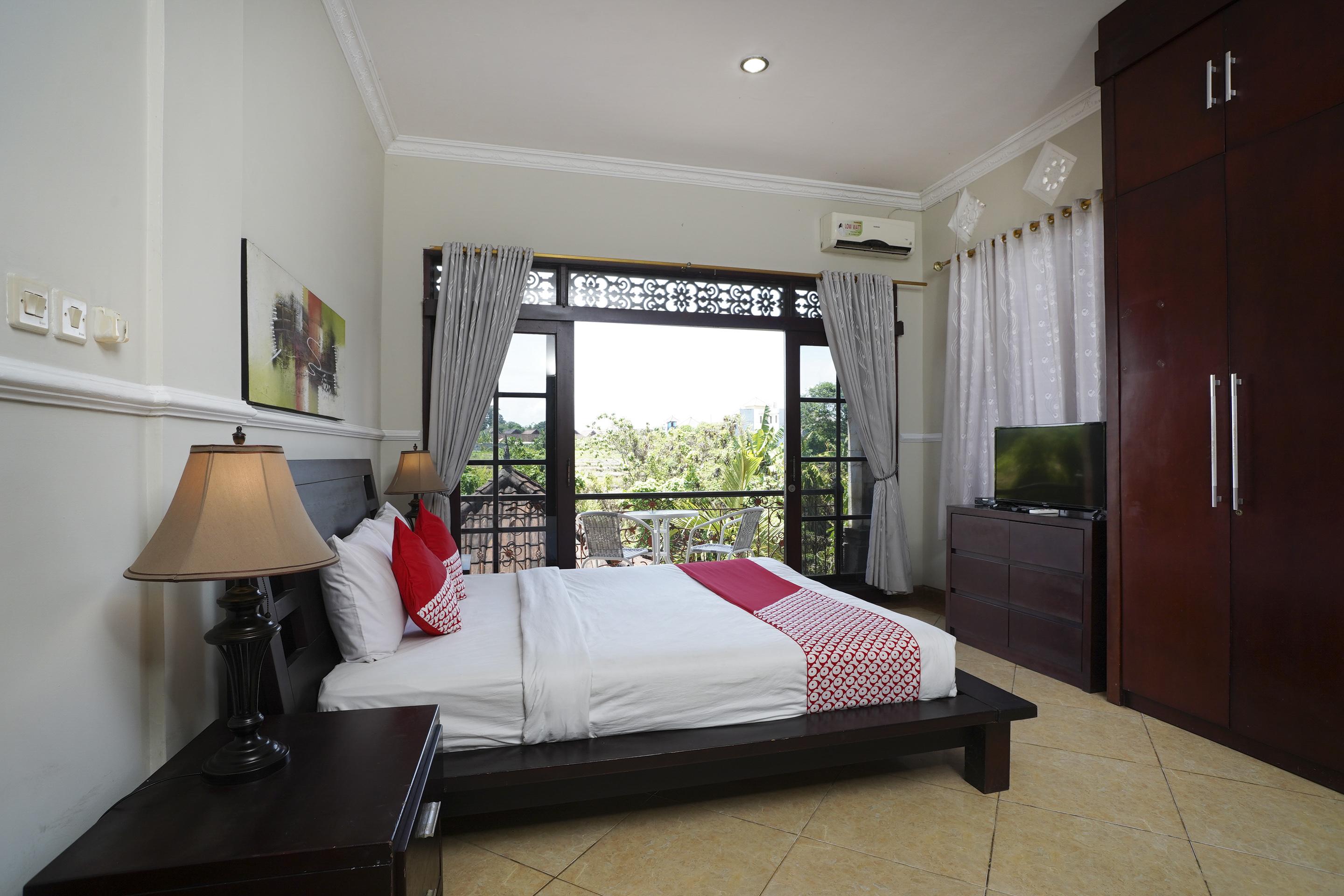 Oyo 2321 Griya Shanti Homestay Ketewel Buitenkant foto