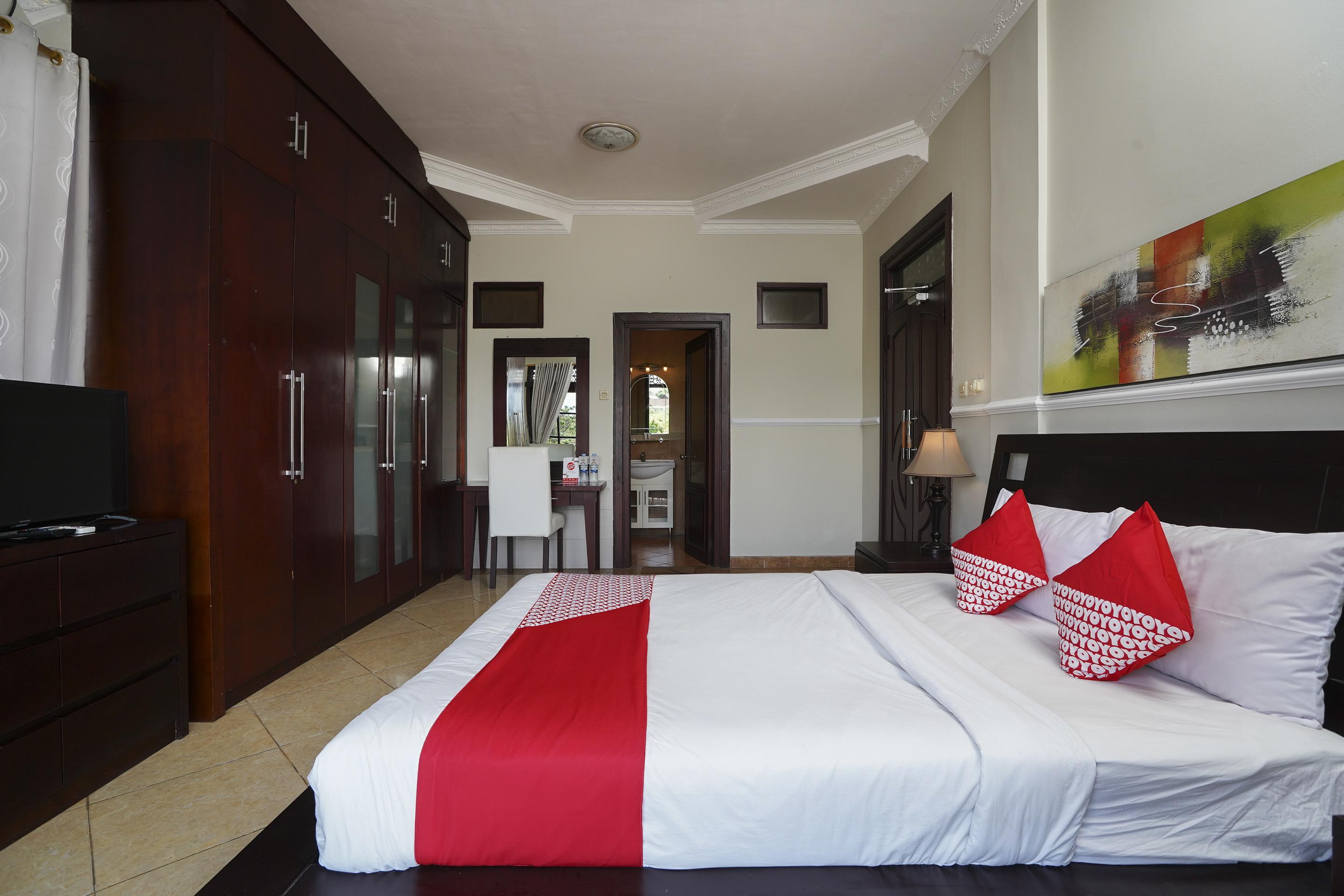 Oyo 2321 Griya Shanti Homestay Ketewel Buitenkant foto