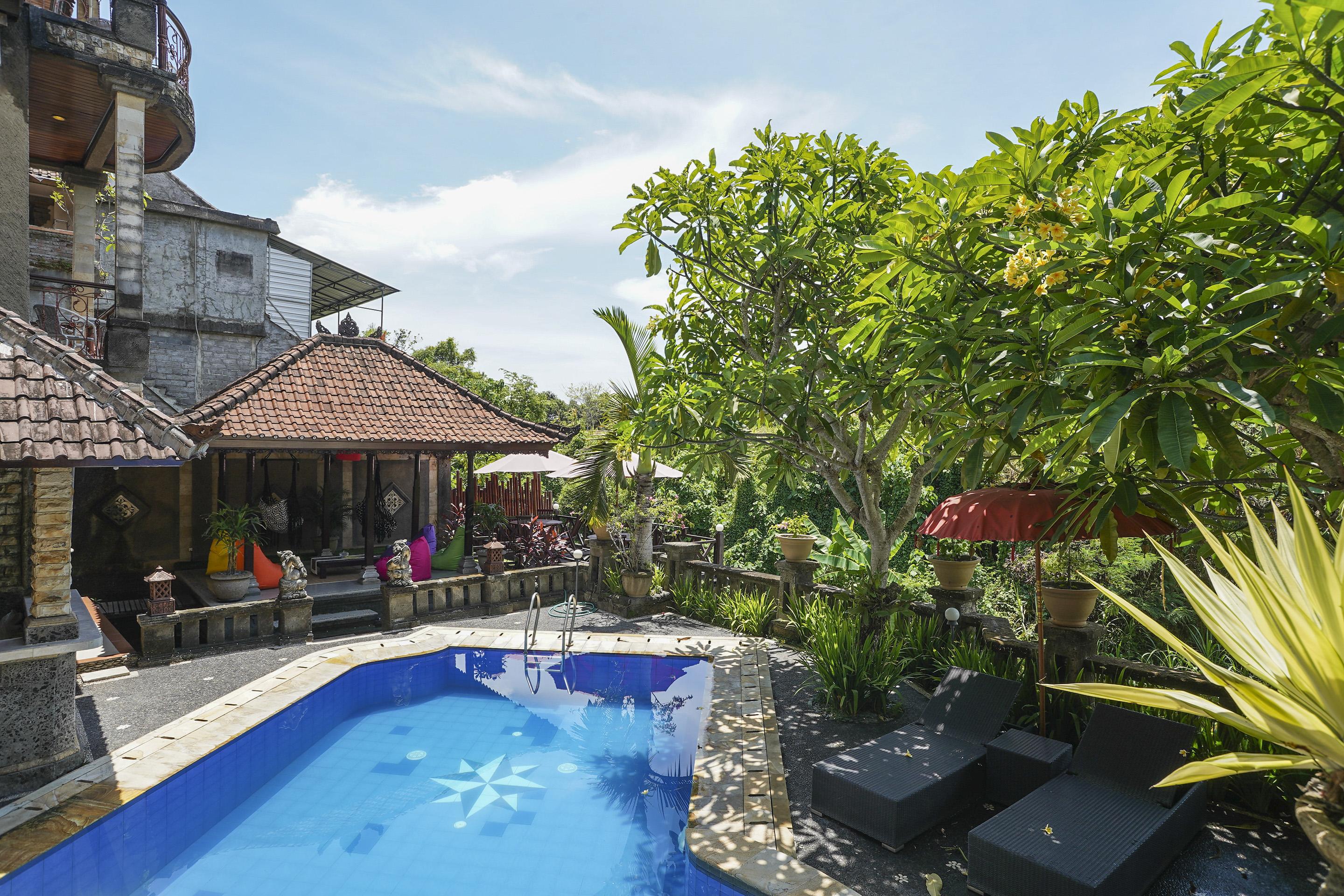 Oyo 2321 Griya Shanti Homestay Ketewel Buitenkant foto