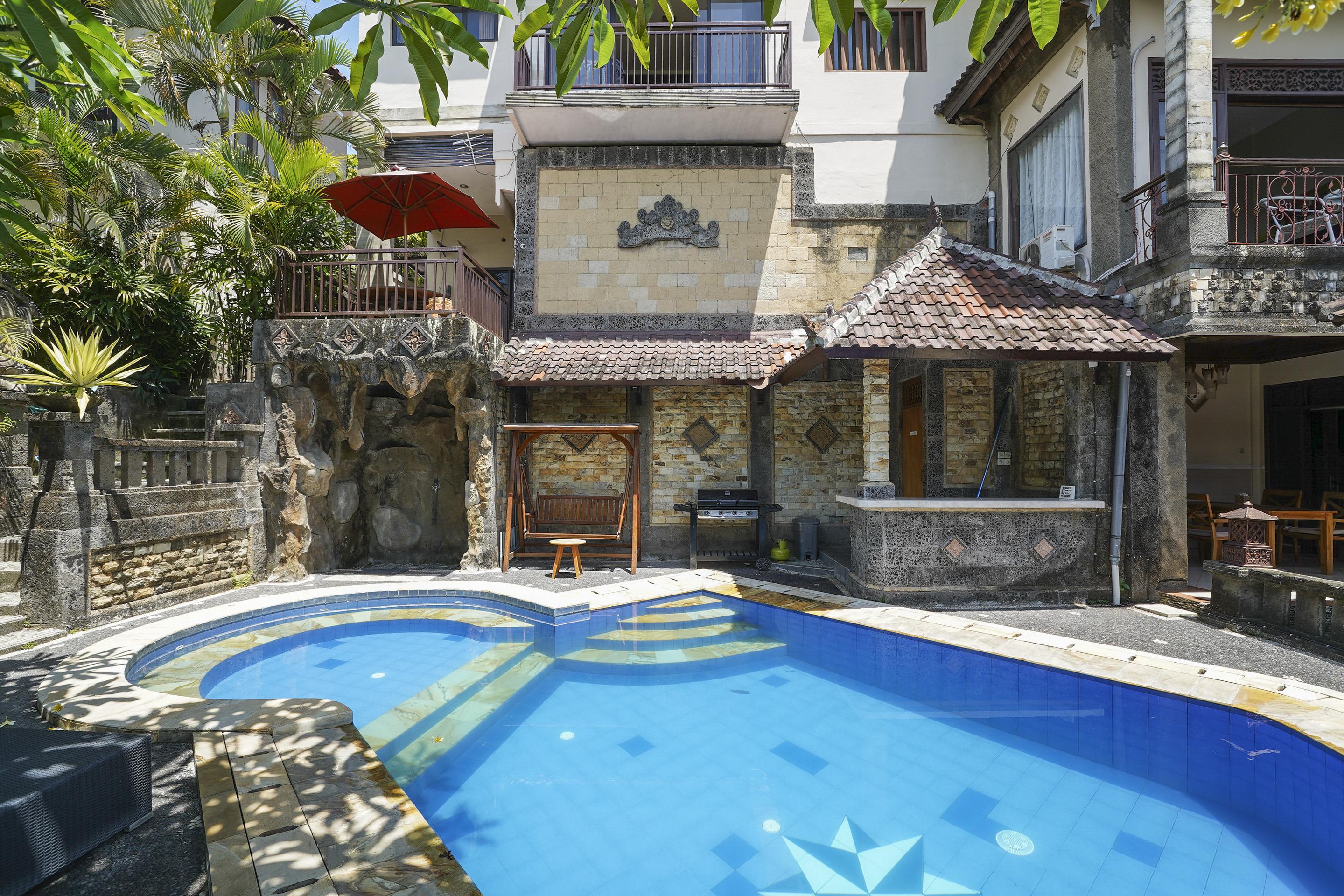 Oyo 2321 Griya Shanti Homestay Ketewel Buitenkant foto