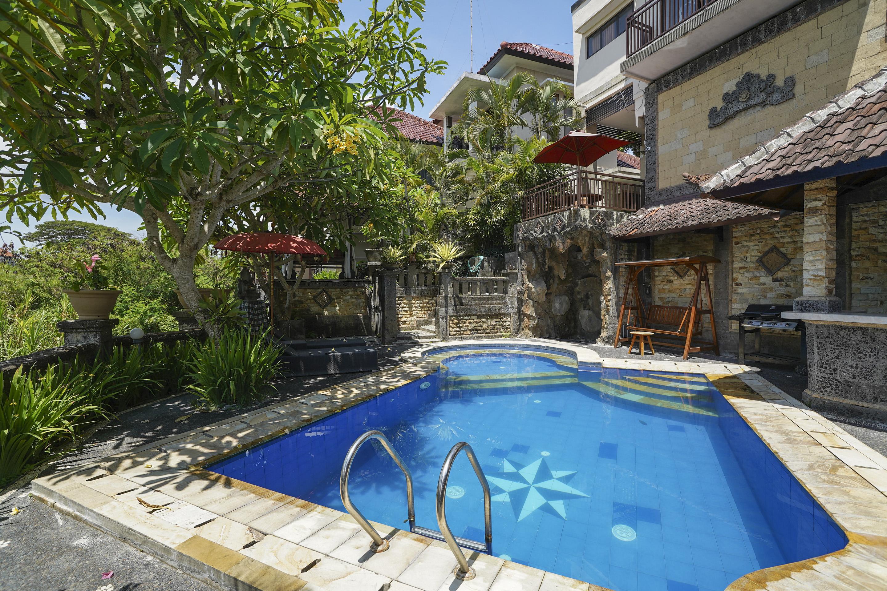 Oyo 2321 Griya Shanti Homestay Ketewel Buitenkant foto