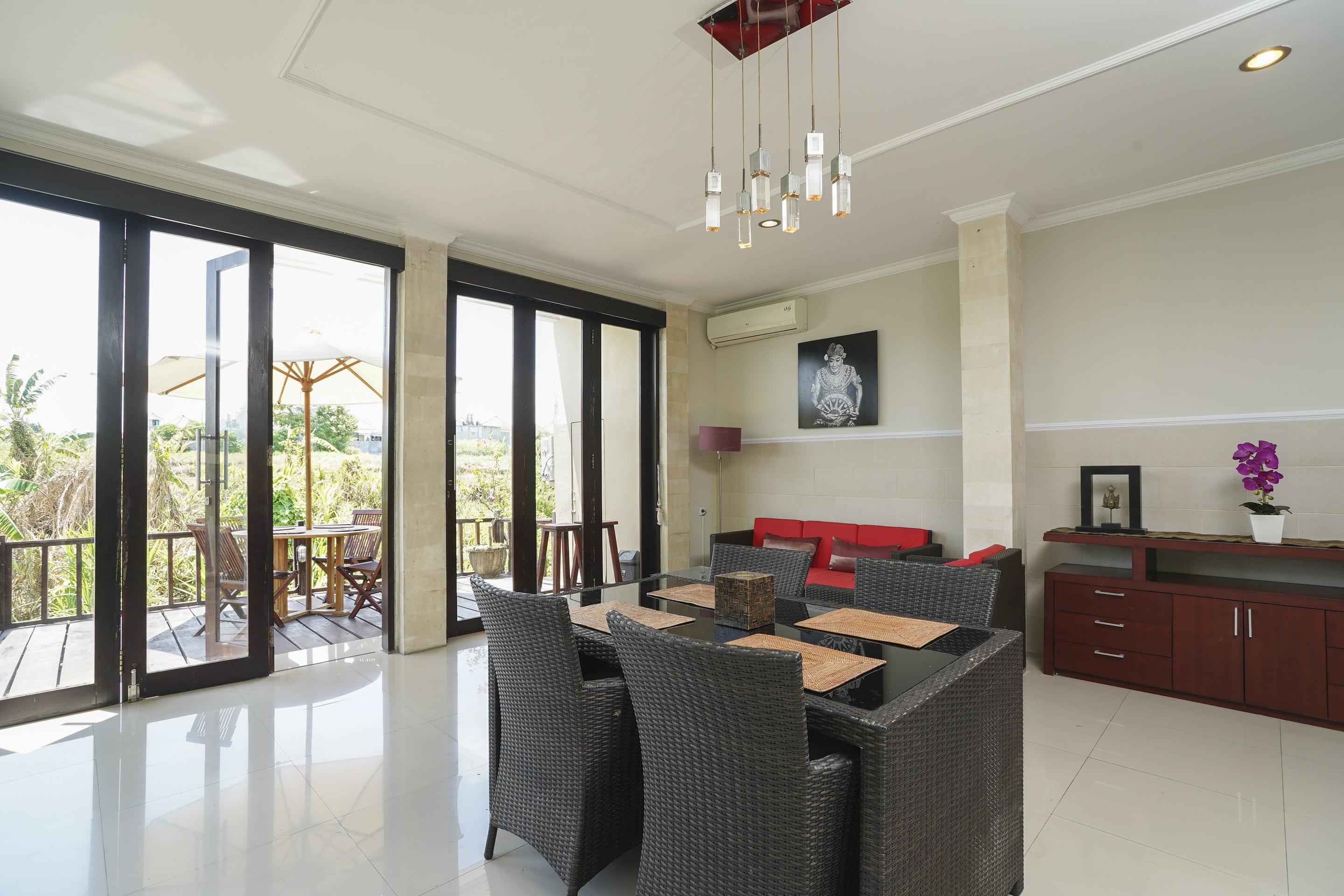Oyo 2321 Griya Shanti Homestay Ketewel Buitenkant foto